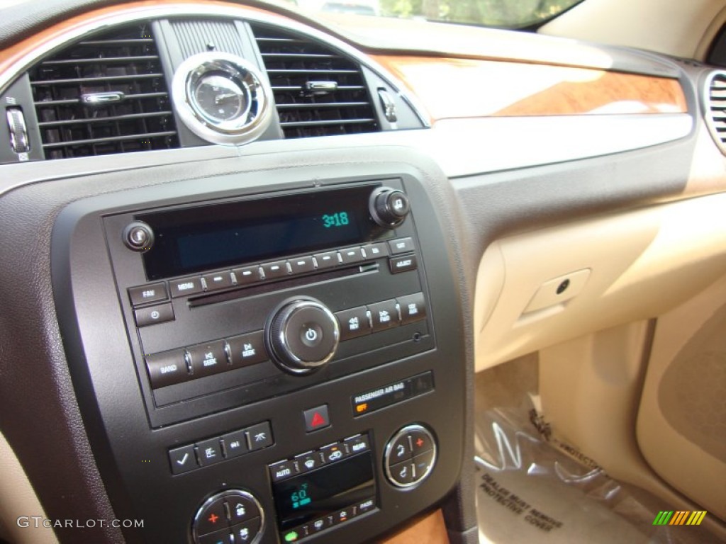 2009 Buick Enclave CX AWD Controls Photo #51927318