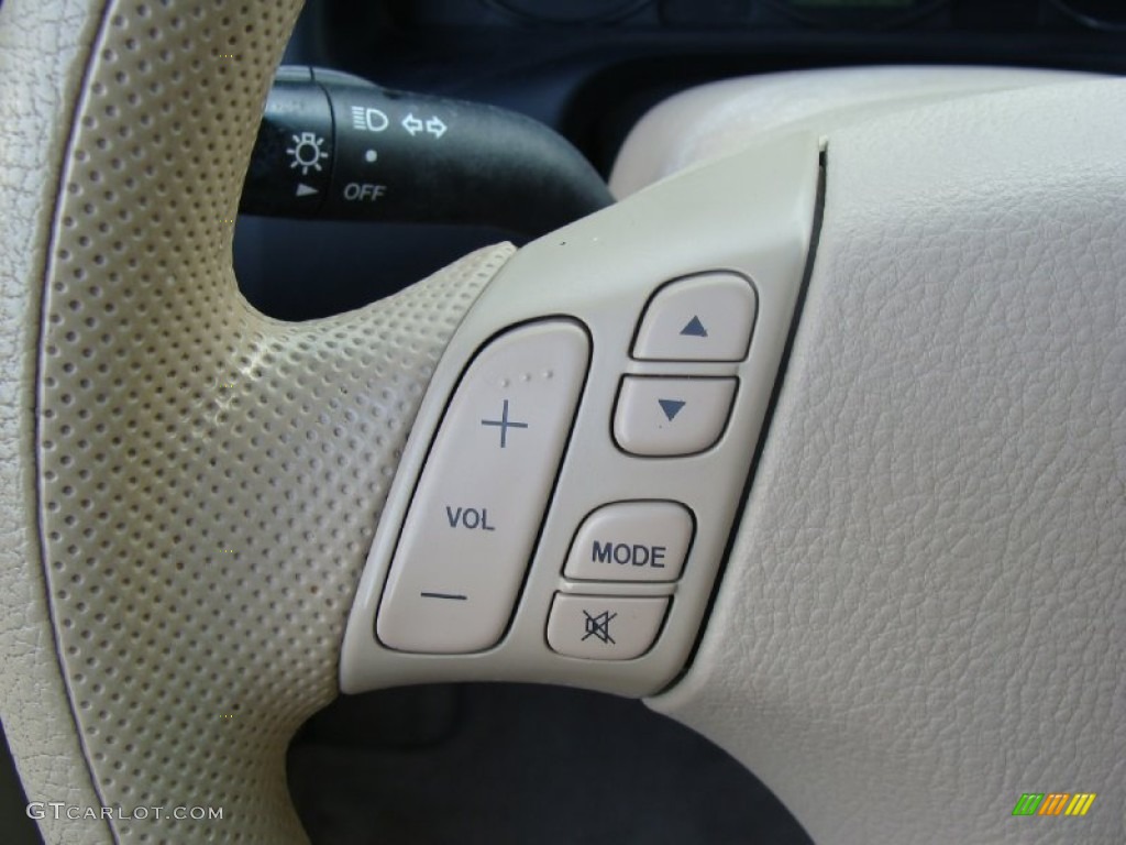 2005 Mazda MPV LX Controls Photo #51929241