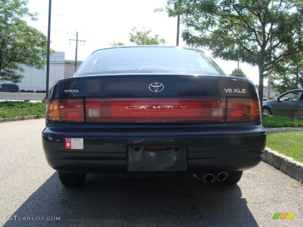1994 Camry XLE V6 Sedan - Dark Emerald Pearl / Beige photo #4