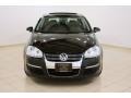 Black - Jetta SE Sedan Photo No. 2