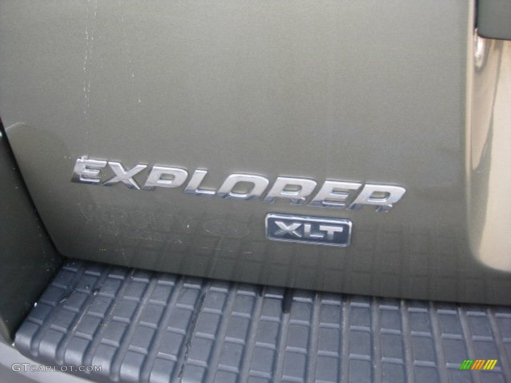 2003 Explorer XLT 4x4 - Estate Green Metallic / Medium Parchment Beige photo #18