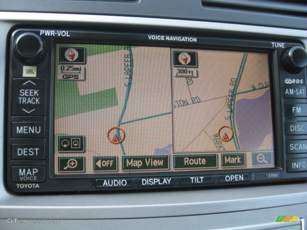 2004 Toyota Solara SLE V6 Coupe Navigation Photos