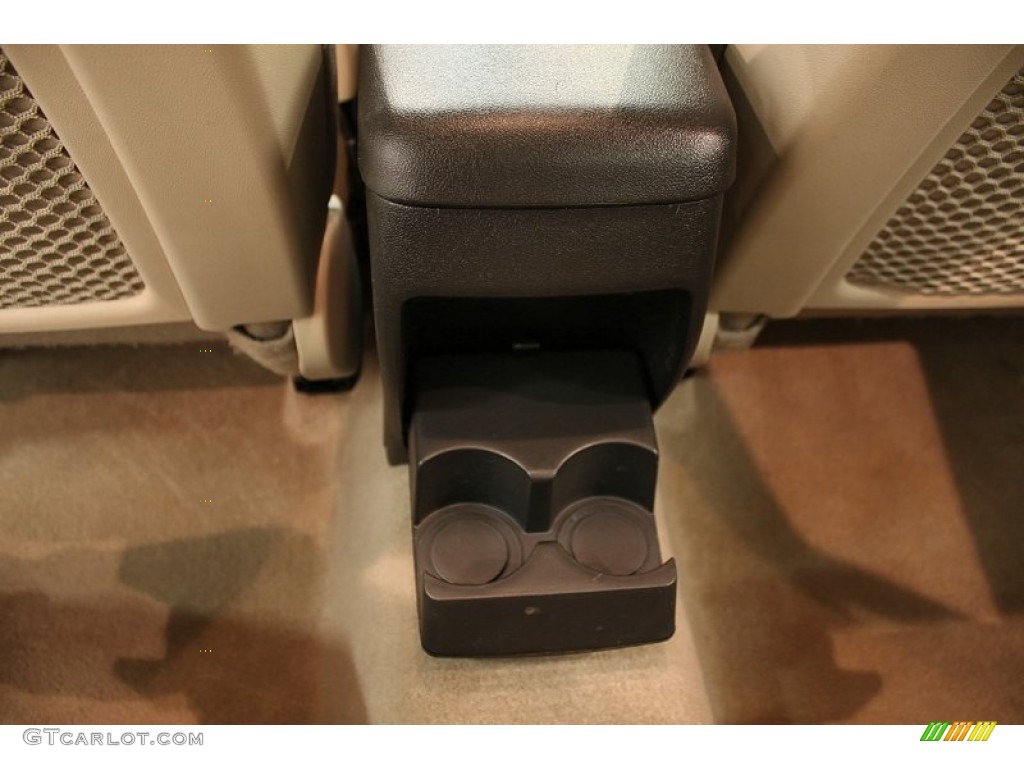 2007 G6 V6 Sedan - Emerald Green Metallic / Light Taupe photo #16