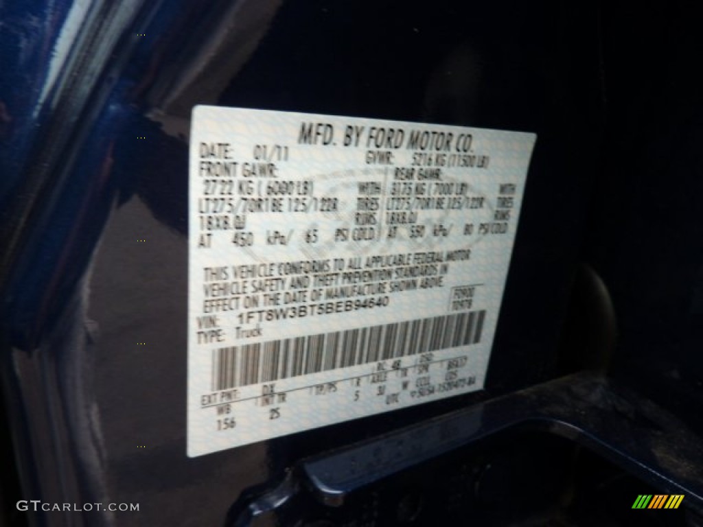 2011 F350 Super Duty XLT Crew Cab 4x4 - Dark Blue Pearl / Steel photo #19