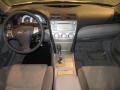Super White - Camry SE Photo No. 20