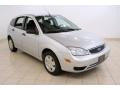 2007 CD Silver Metallic Ford Focus ZX5 SES Hatchback  photo #1