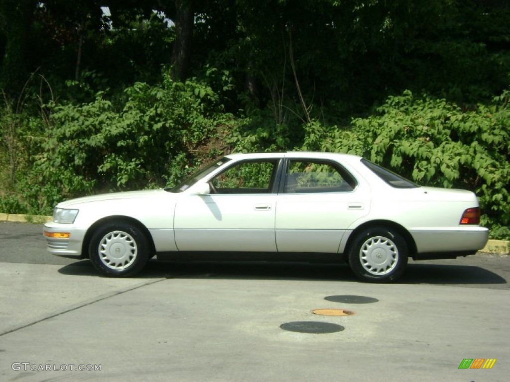 1991 LS 400 - Diamond White Pearl Metallic / Ivory photo #2