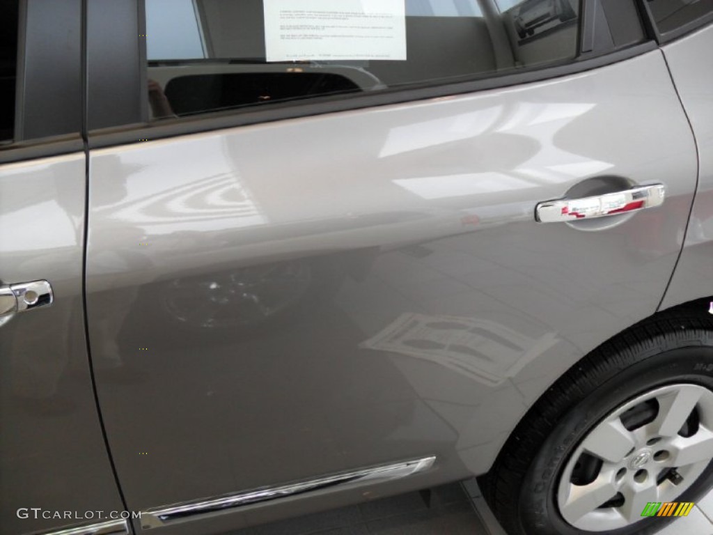 2011 Rogue S AWD - Platinum Graphite / Black photo #5