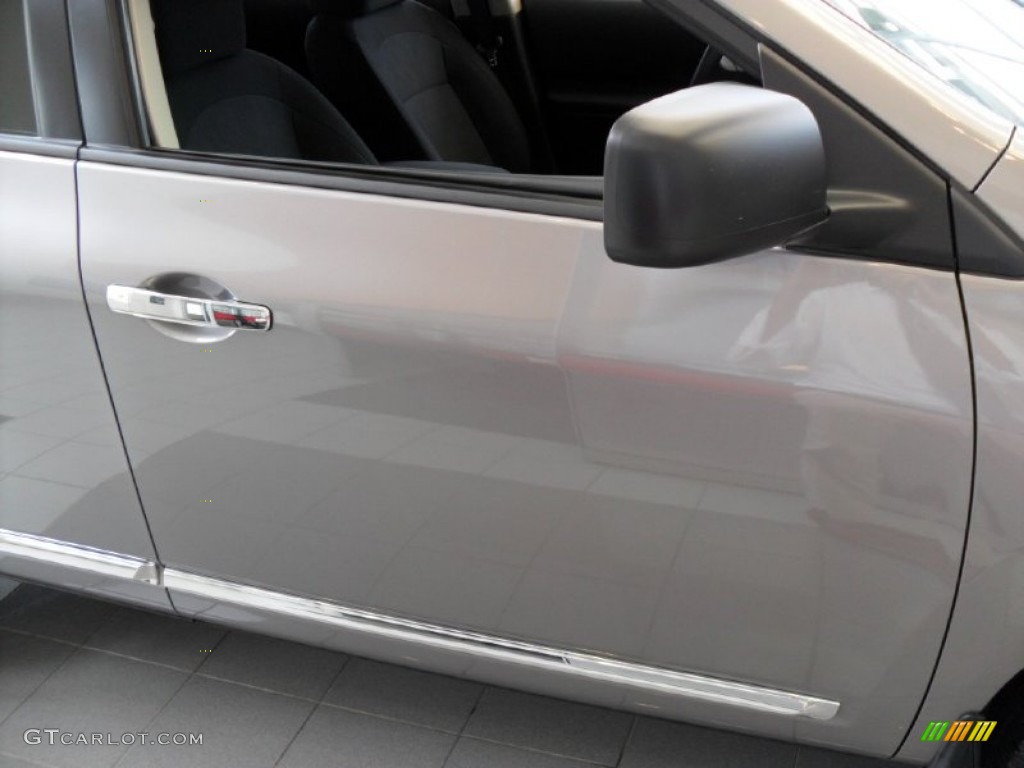 2011 Rogue S AWD - Platinum Graphite / Black photo #12