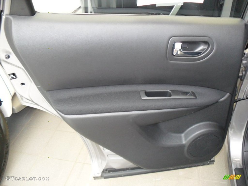 2011 Rogue S AWD - Platinum Graphite / Black photo #17