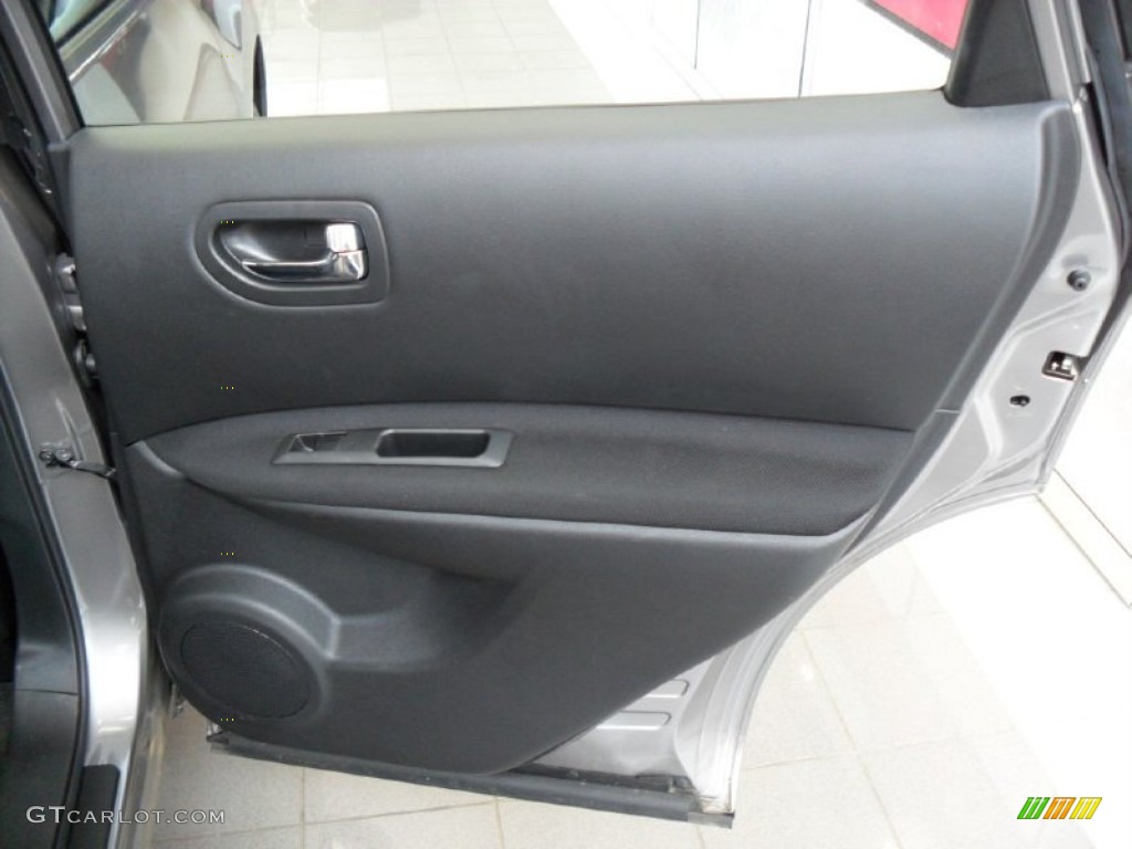 2011 Rogue S AWD - Platinum Graphite / Black photo #19