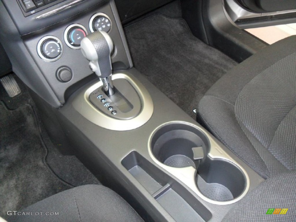 2011 Rogue S AWD - Platinum Graphite / Black photo #25