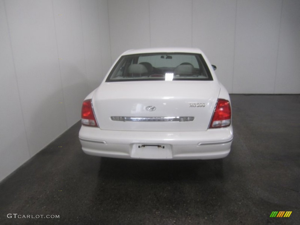 2002 XG350 Sedan - Ivory White Pearl / Beige photo #12