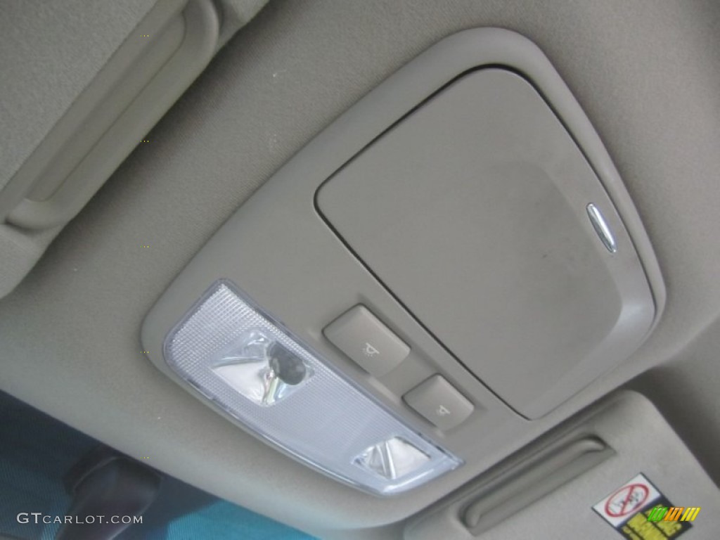 2002 XG350 Sedan - Ivory White Pearl / Beige photo #30