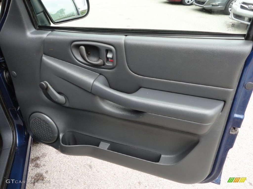2003 GMC Sonoma SL Regular Cab Door Panel Photos