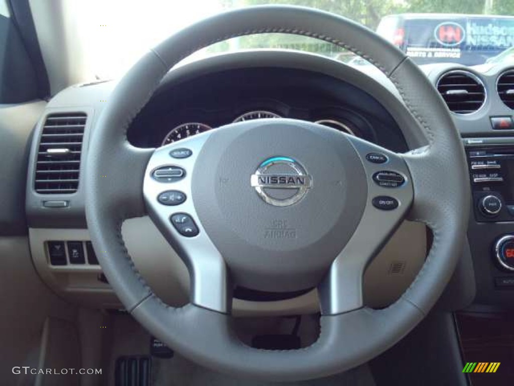 2012 Nissan Altima 2.5 SL Blonde Steering Wheel Photo #51944660