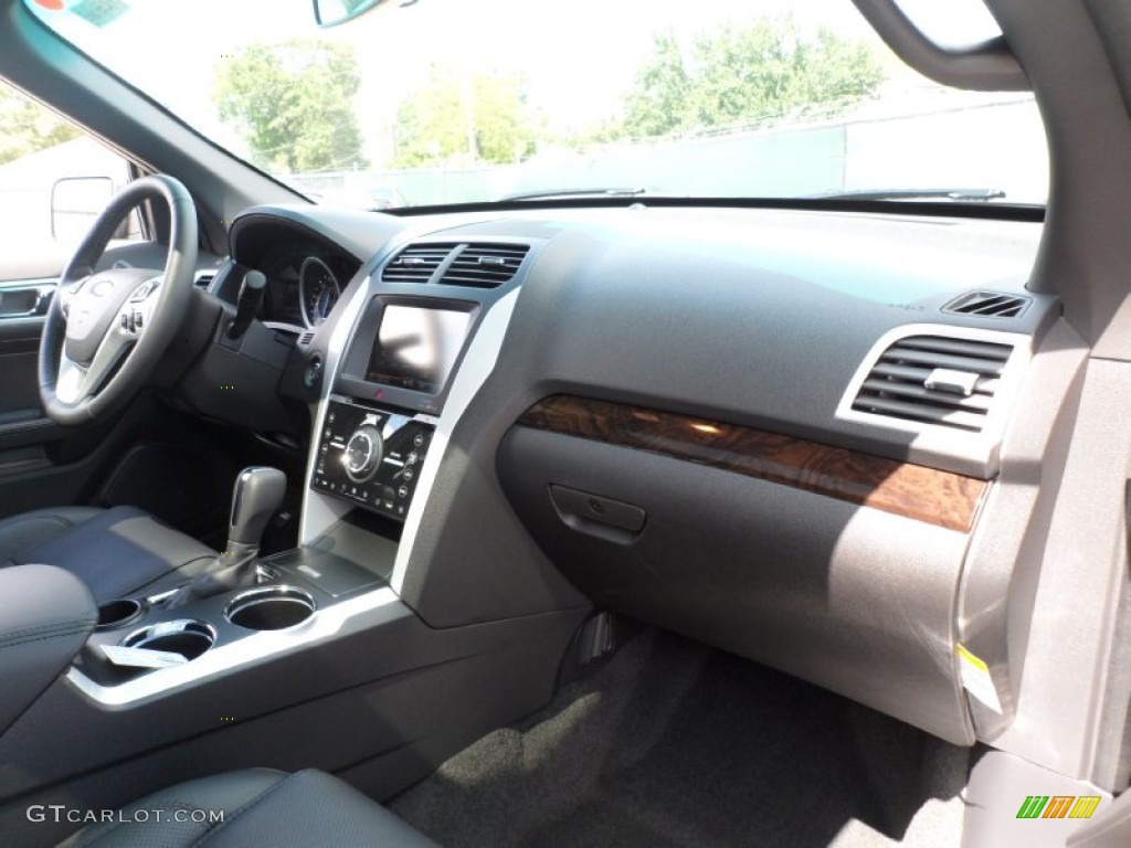 2011 Explorer Limited - Ebony Black / Charcoal Black photo #16
