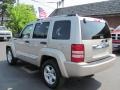 2010 Light Sandstone Pearl Jeep Liberty Limited 4x4  photo #16