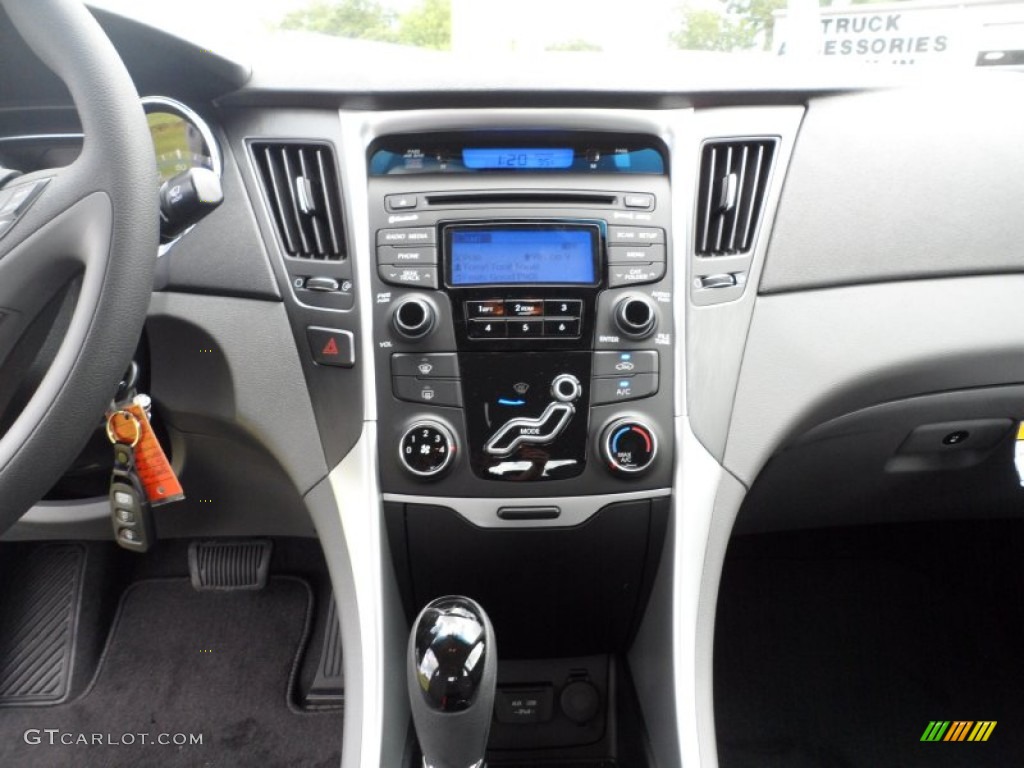 2012 Hyundai Sonata GLS Controls Photo #51948806