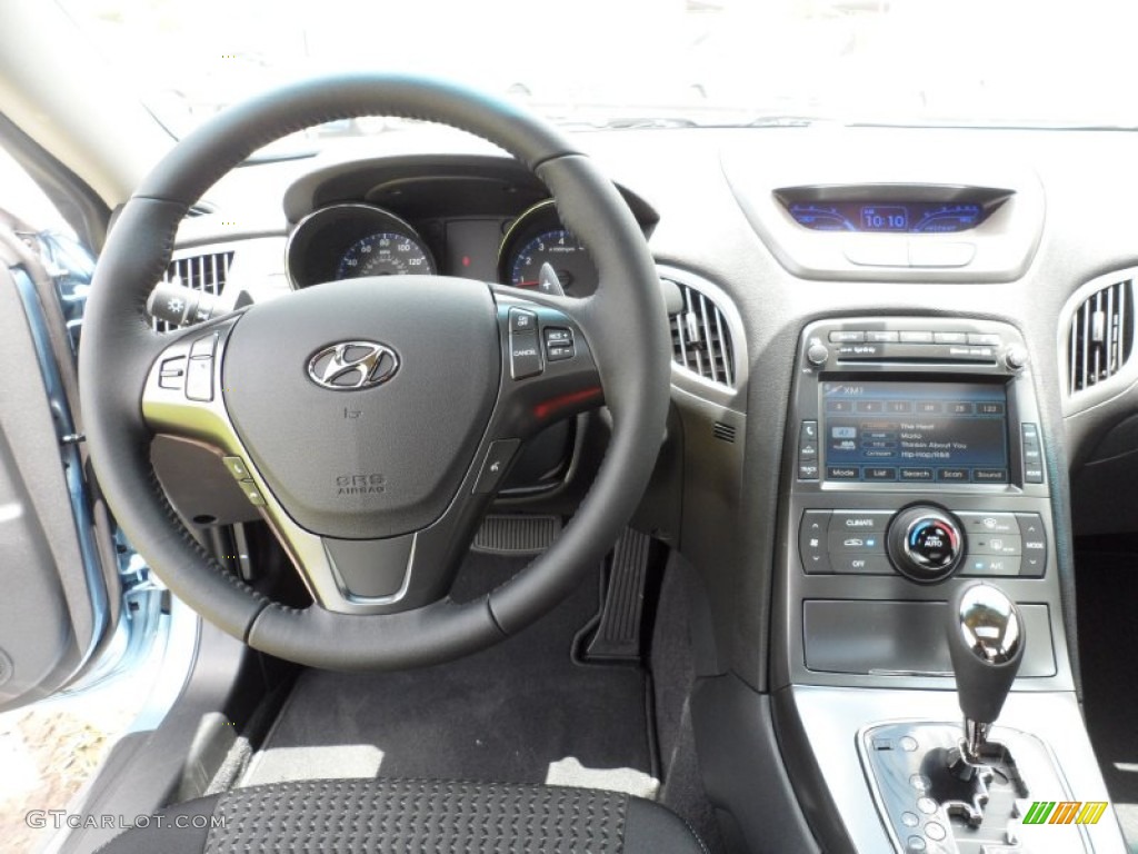 2012 Hyundai Genesis Coupe 2.0T Premium Black Cloth Dashboard Photo #51951095