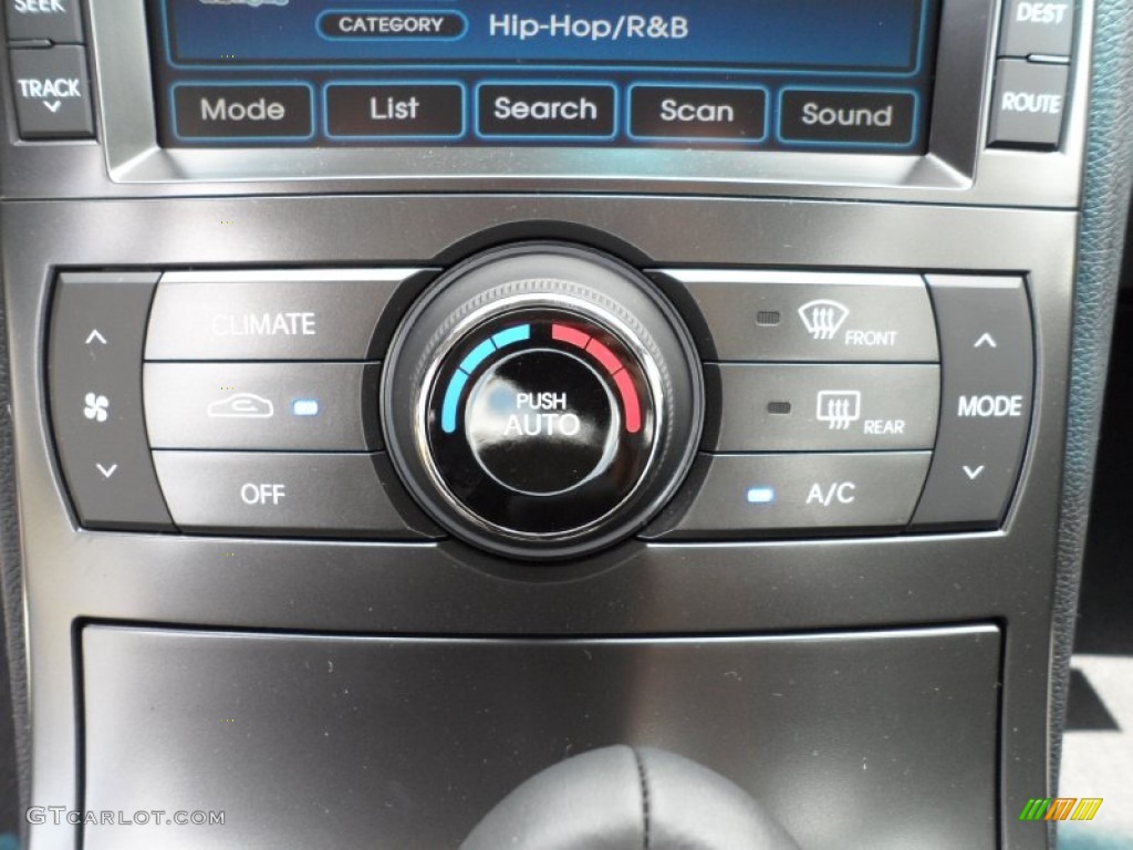 2012 Hyundai Genesis Coupe 2.0T Premium Controls Photo #51951149