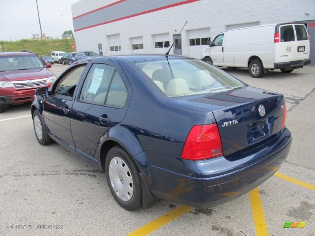 2002 Jetta GLS 1.8T Sedan - Indigo Blue / Beige photo #4
