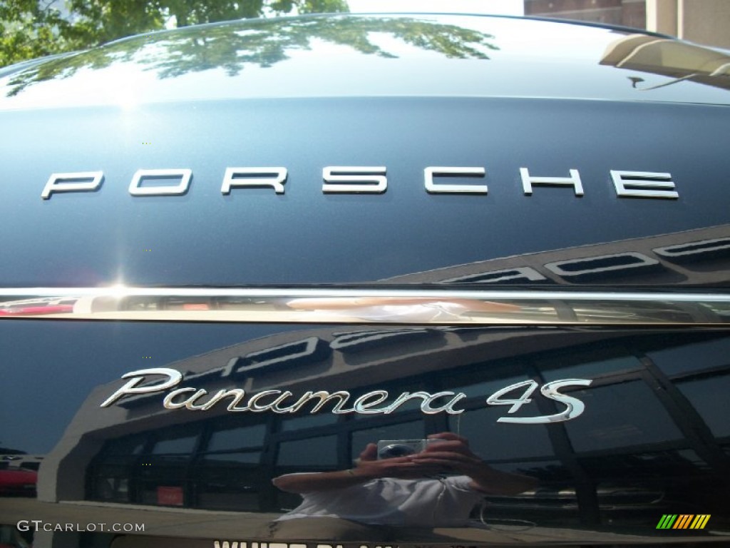 2011 Porsche Panamera 4S Marks and Logos Photo #51952316