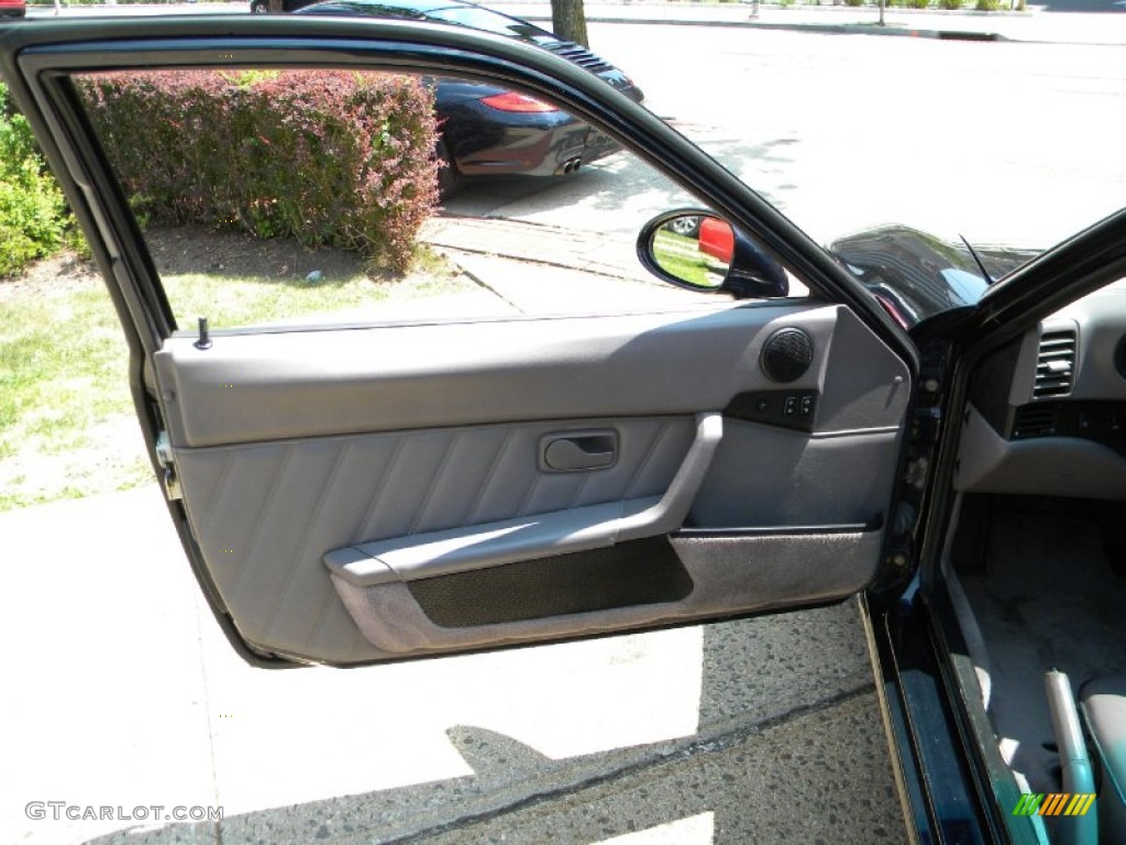 1993 Porsche 968 Coupe Door Panel Photos