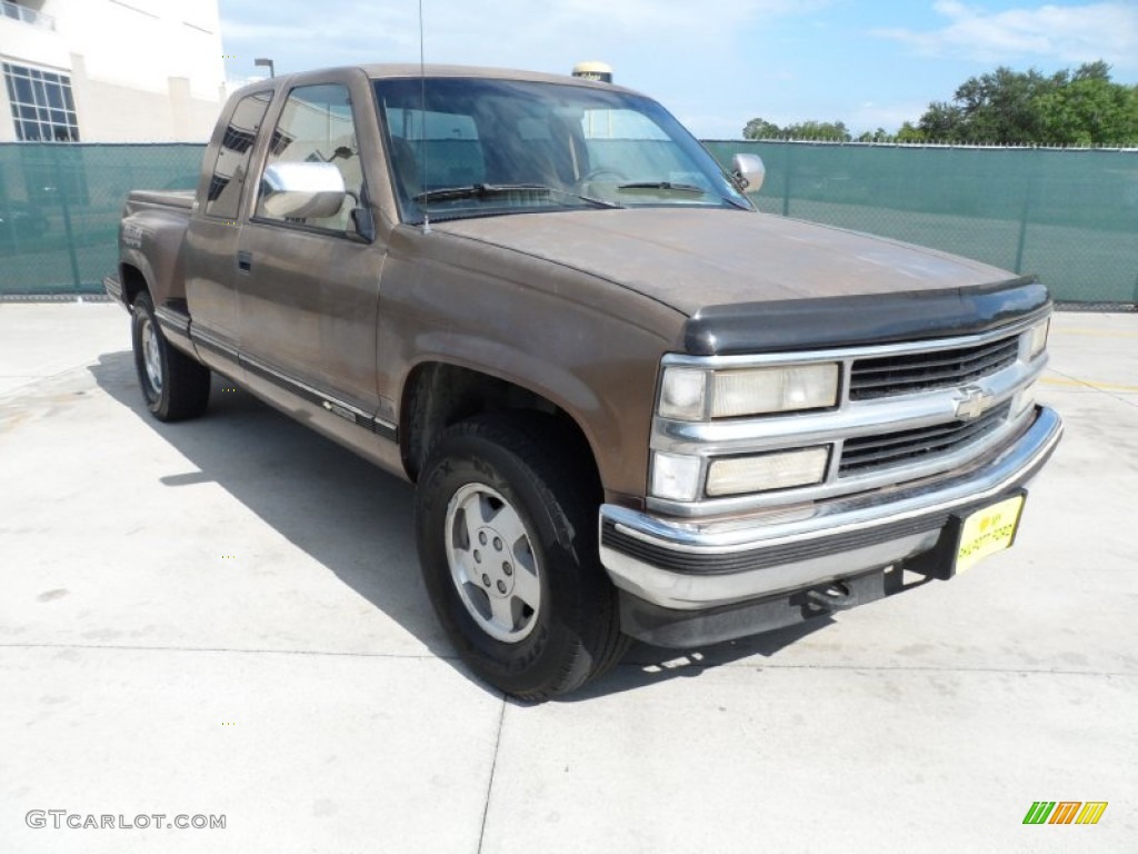 1994 C/K K1500 Extended Cab 4x4 - Dark Autumnwood Metallic / Beige photo #1