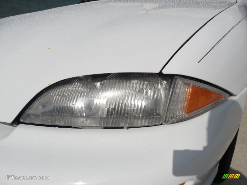 1999 Cavalier Coupe - Bright White / Graphite photo #10