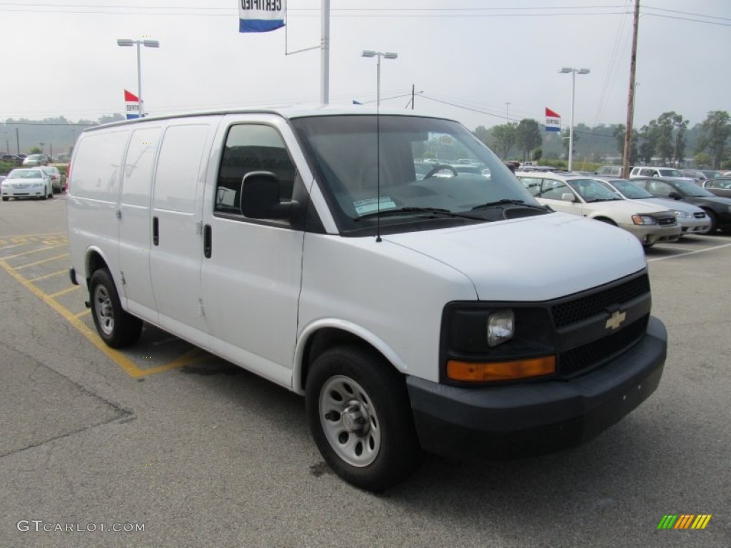 2009 Express 1500 Cargo Van - Summit White / Medium Pewter photo #8