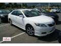 Super White - Camry SE Photo No. 1