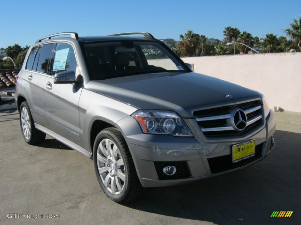 Palladium Silver Metallic Mercedes-Benz GLK