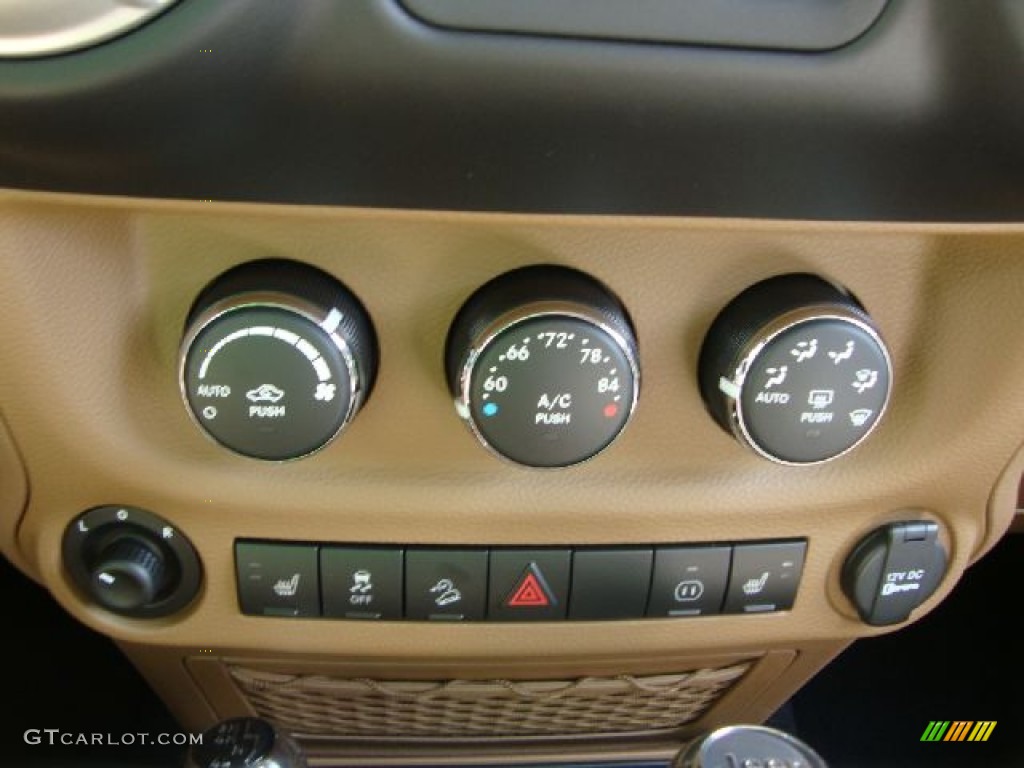 2011 Jeep Wrangler Sahara 4x4 Controls Photo #51955721