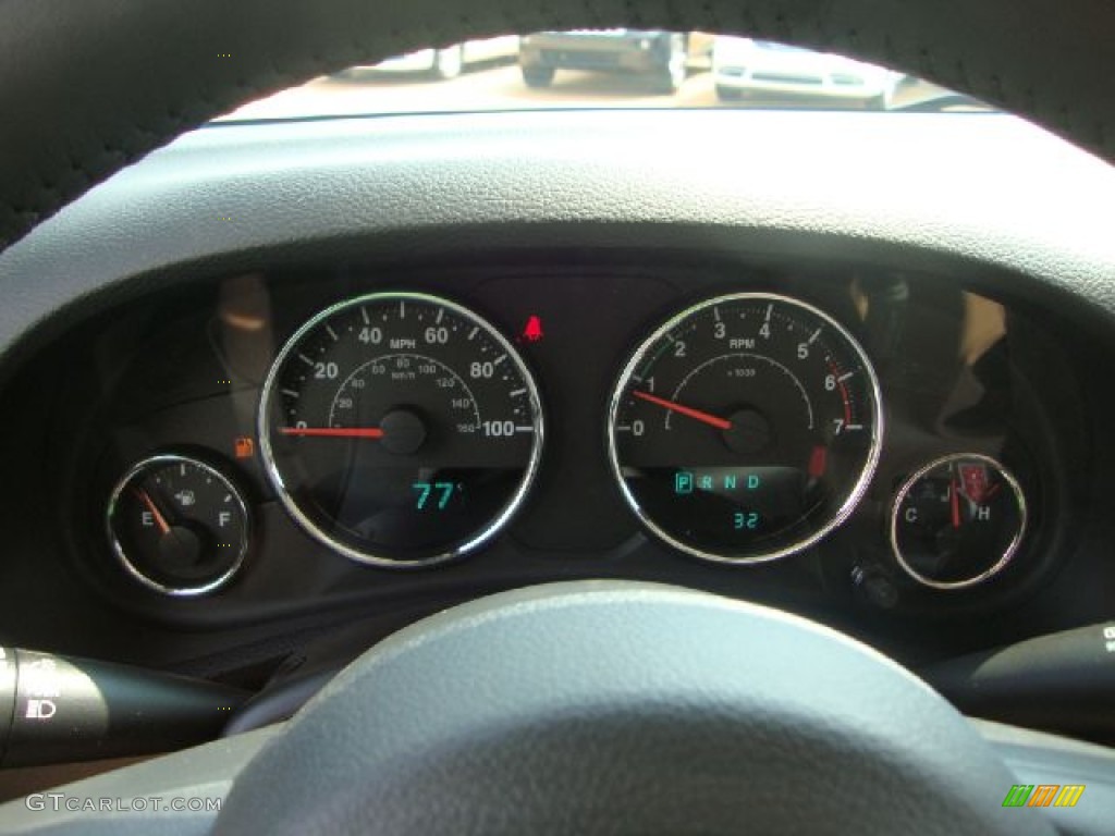 2011 Jeep Wrangler Sahara 4x4 Gauges Photo #51955766