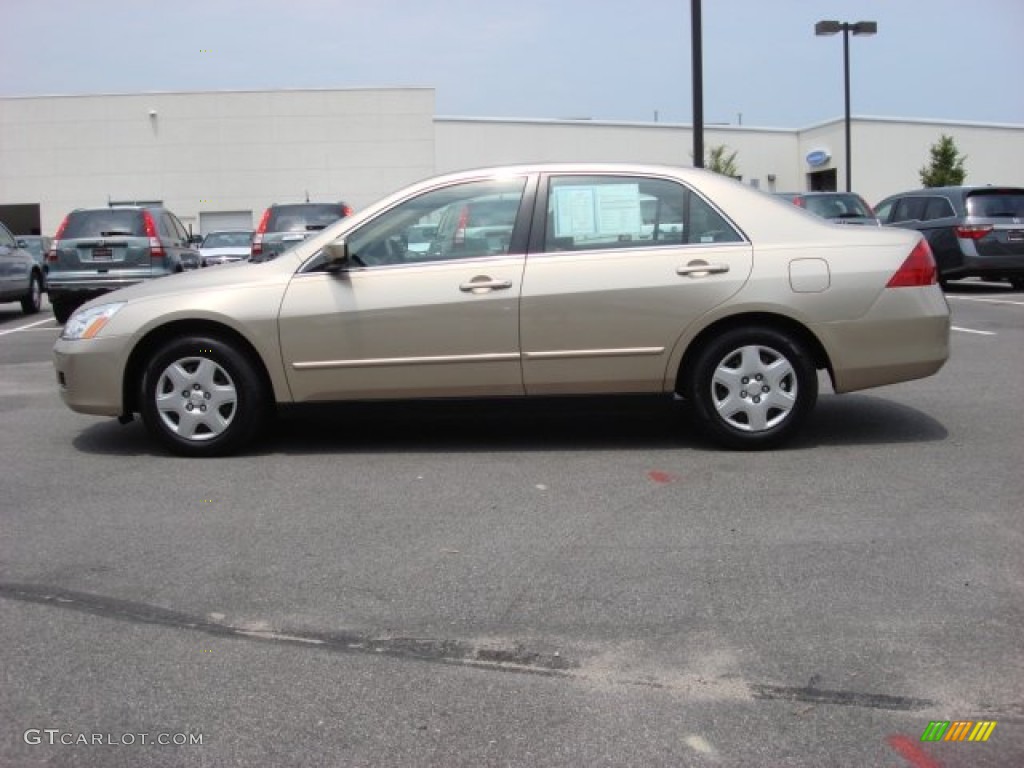 2006 Accord LX Sedan - Desert Mist Metallic / Ivory photo #3
