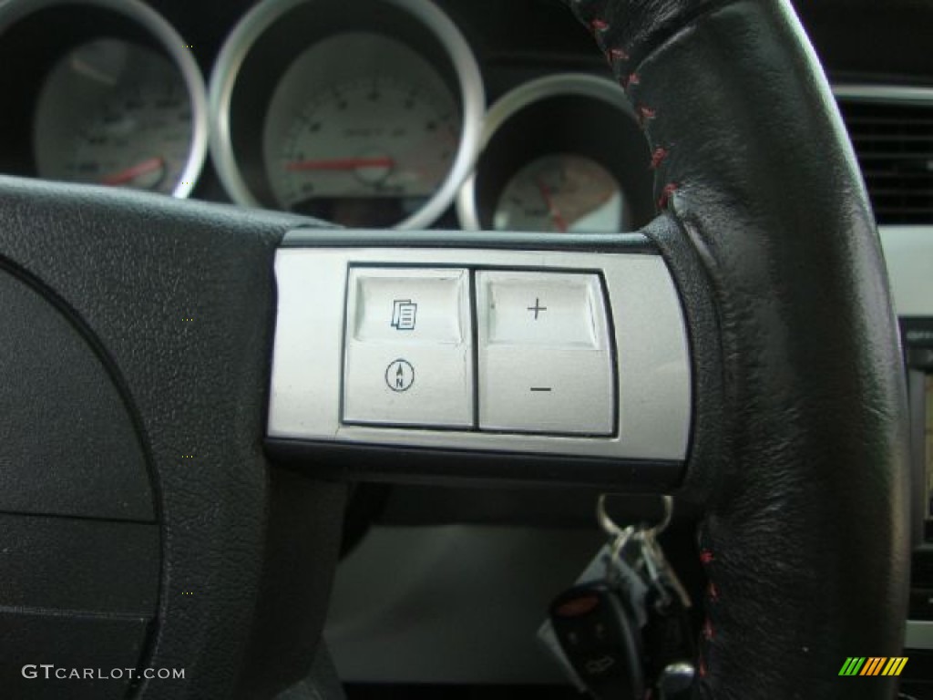 2006 Dodge Charger SRT-8 Controls Photo #51957680