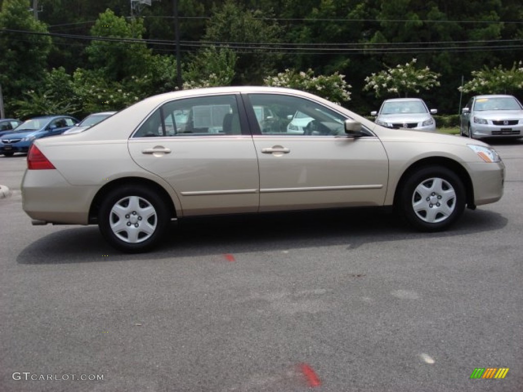 2006 Accord LX Sedan - Desert Mist Metallic / Ivory photo #7