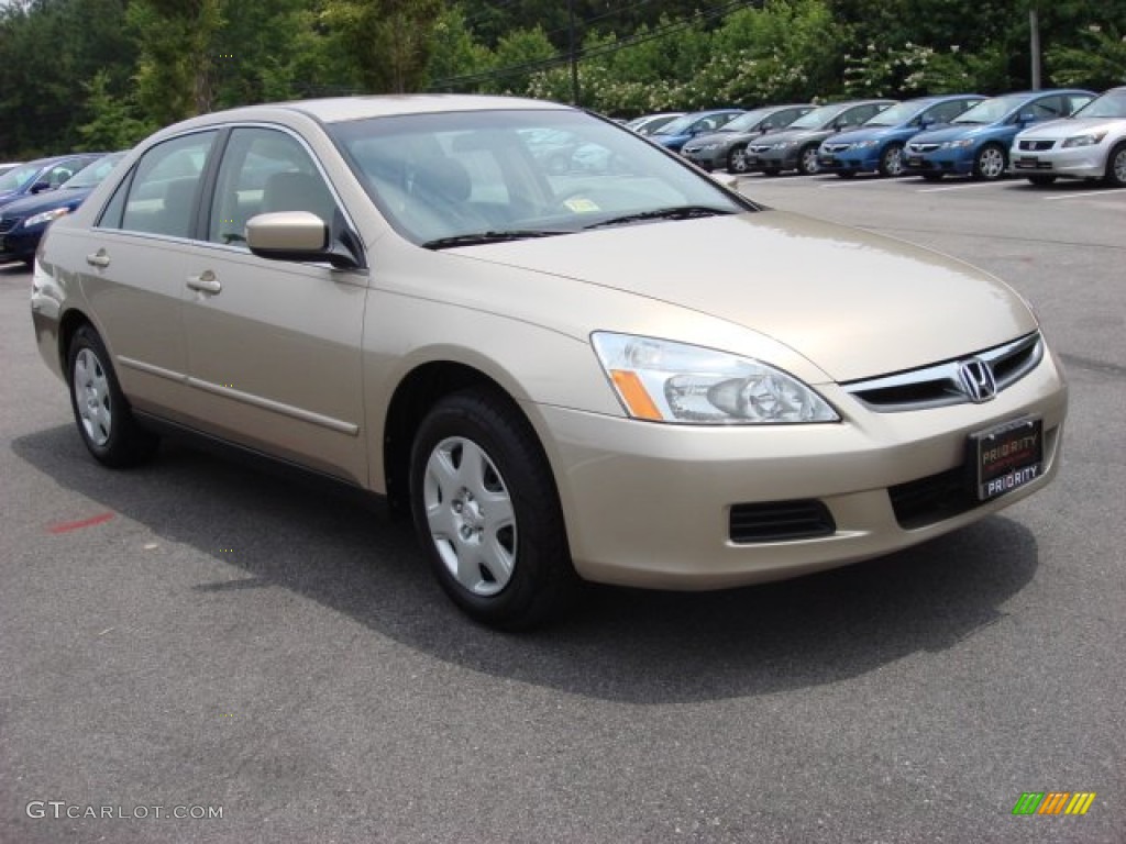 2006 Accord LX Sedan - Desert Mist Metallic / Ivory photo #8