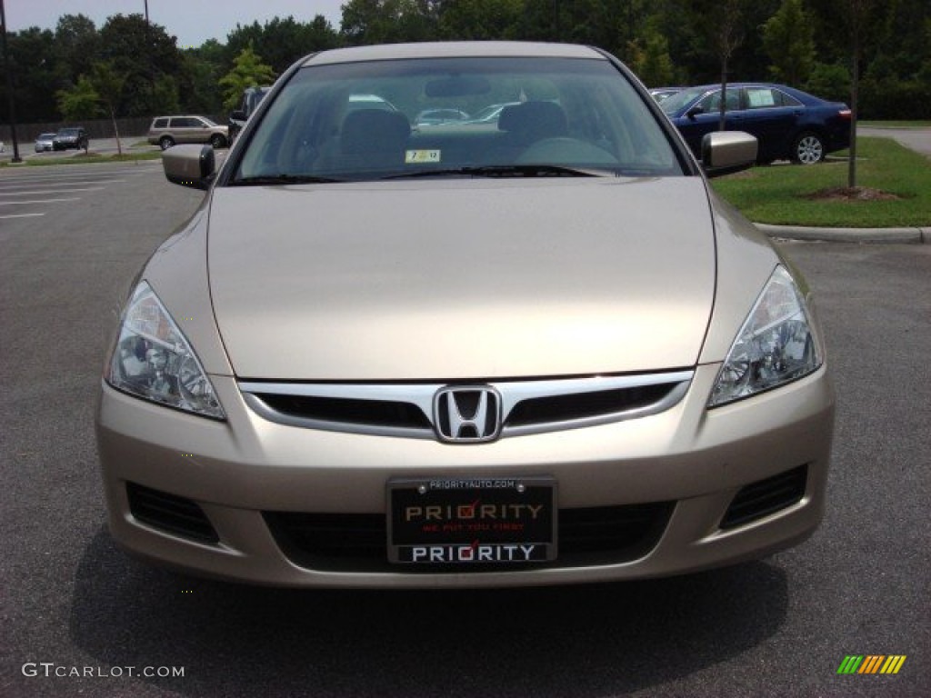 2006 Accord LX Sedan - Desert Mist Metallic / Ivory photo #9