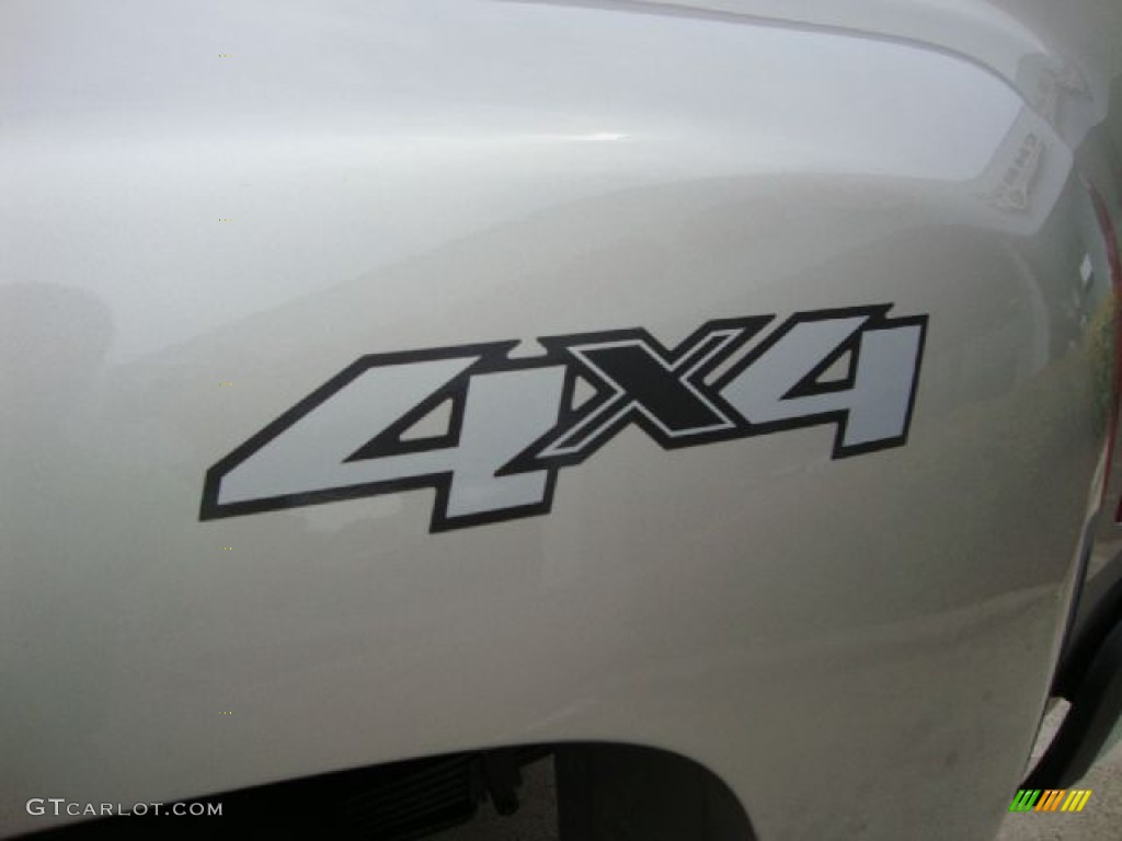 2007 GMC Sierra 3500HD SLT Crew Cab 4x4 Dually Marks and Logos Photo #51958457