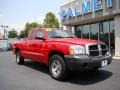 2005 Flame Red Dodge Dakota ST Club Cab 4x4  photo #2