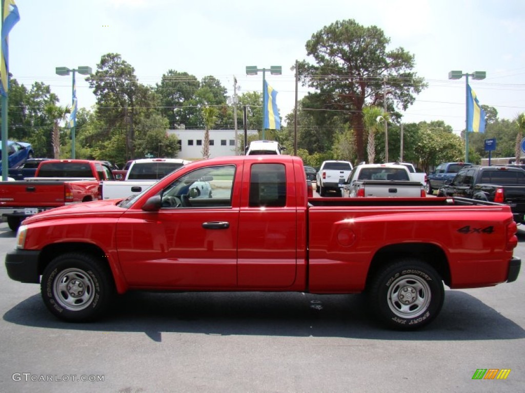 Flame Red 2005 Dodge Dakota ST Club Cab 4x4 Exterior Photo #51959258