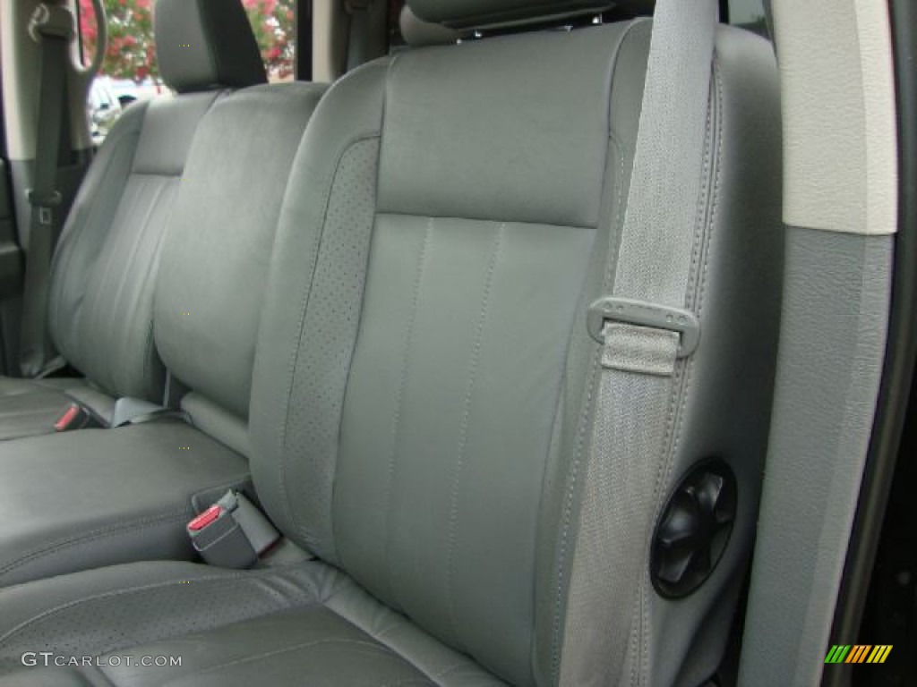 2008 Ram 1500 ST Quad Cab 4x4 - Brilliant Black Crystal Pearl / Medium Slate Gray photo #9