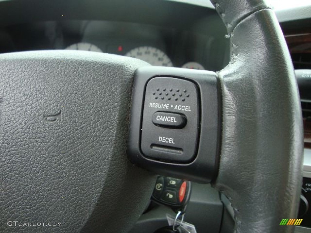 2008 Ram 1500 ST Quad Cab 4x4 - Brilliant Black Crystal Pearl / Medium Slate Gray photo #26
