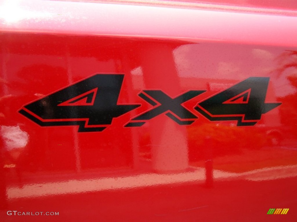 2005 Dodge Dakota ST Club Cab 4x4 Marks and Logos Photo #51959678