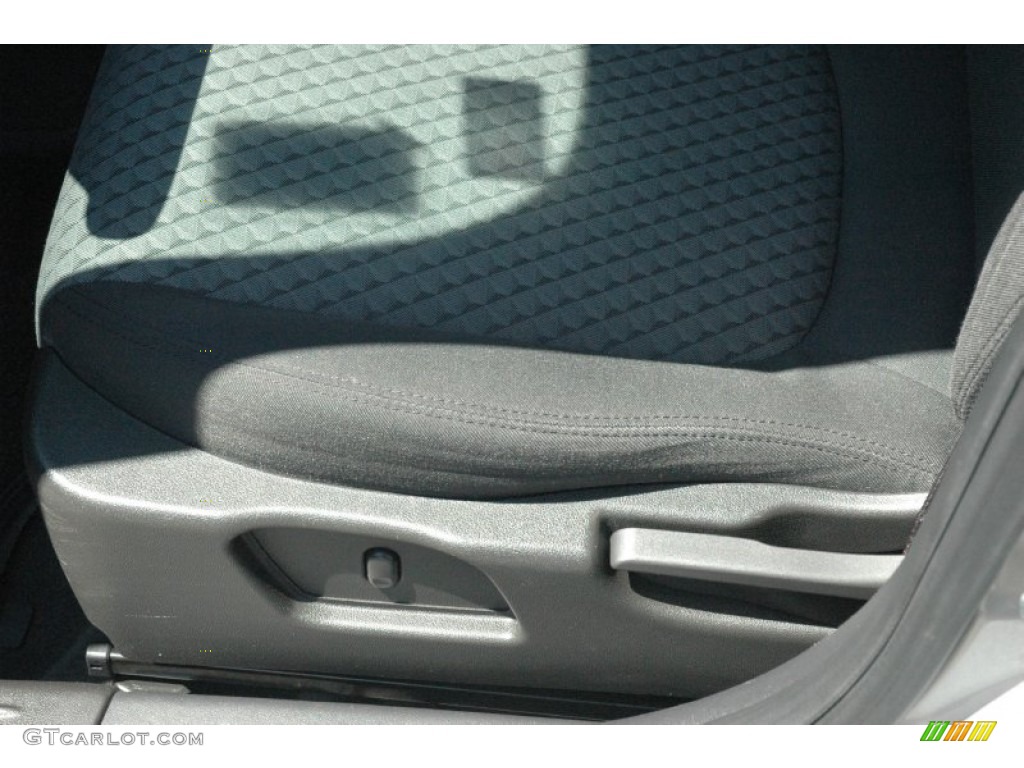 2006 Malibu Maxx LT Wagon - Silverstone Metallic / Titanium Gray photo #12