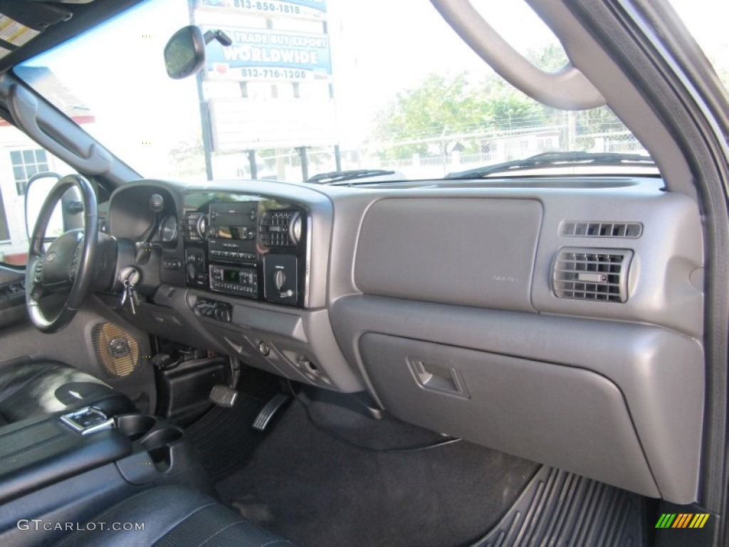 2006 F250 Super Duty Harley Davidson Crew Cab 4x4 - Black / Black photo #34