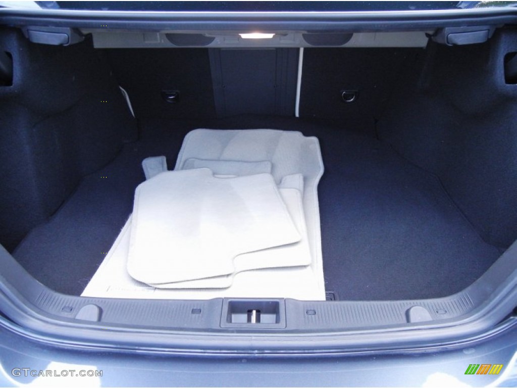 2009 Mercedes-Benz CLK 550 Coupe Trunk Photos