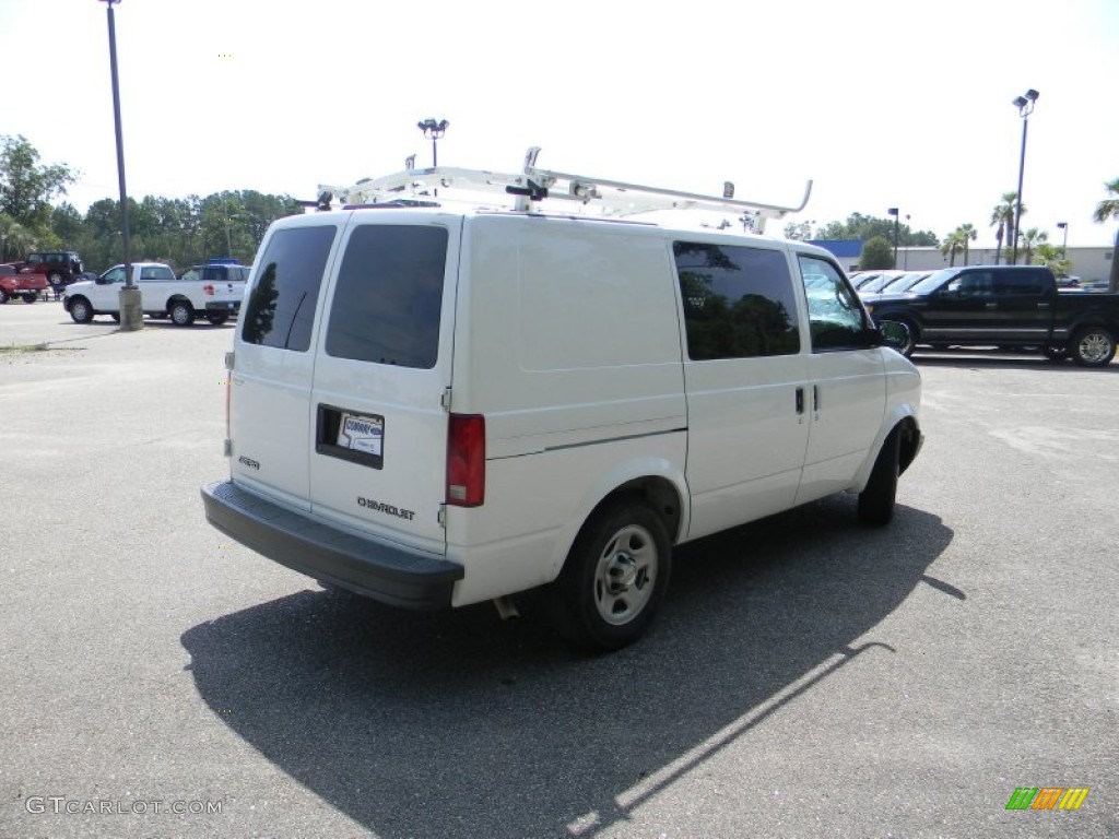 2005 Astro Cargo Van - Summit White / Blue photo #5